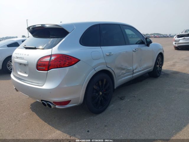 2012 PORSCHE CAYENNE WP1AC2A2XCLA84871 Photo 3
