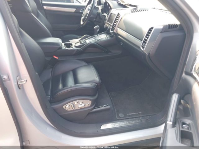 2012 PORSCHE CAYENNE WP1AC2A2XCLA84871 Photo 4