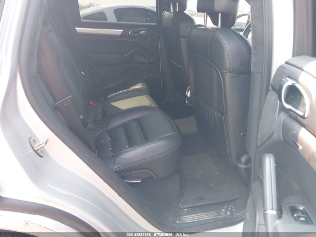 2012 PORSCHE CAYENNE WP1AC2A2XCLA84871 Photo 7