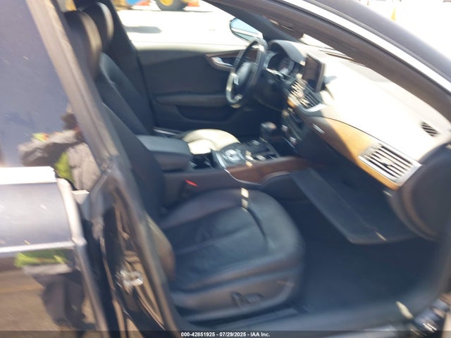 WAUWGAFC3FN016831 Audi A7