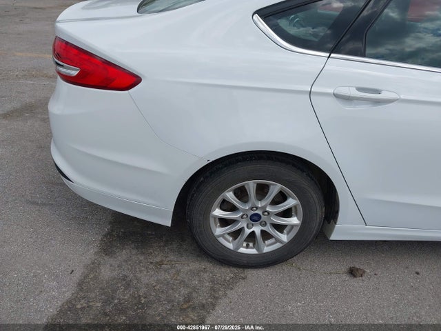 Ford 2018 2018 3FA6P0G71JR207612 Image 17