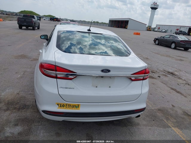 Ford 2018 2018 3FA6P0G71JR207612 Image 18