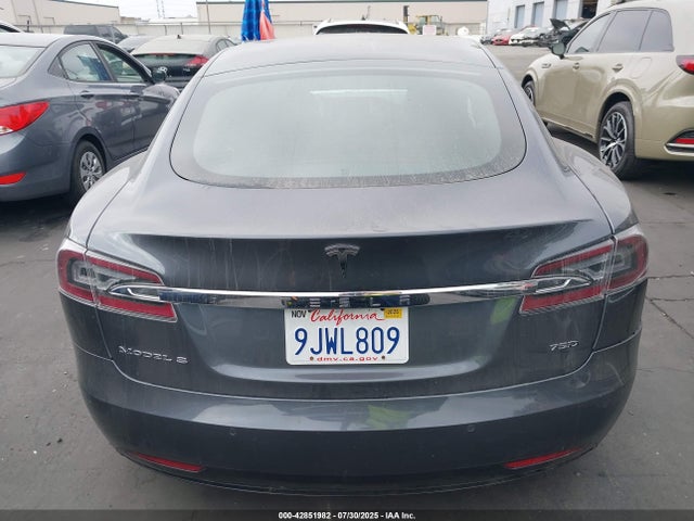 Tesla MODEL S 2018 5YJSA1E23JF293448 Image 17
