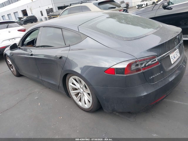 2018 TESLA MODEL S 5YJSA1E23JF293448 Photo 2