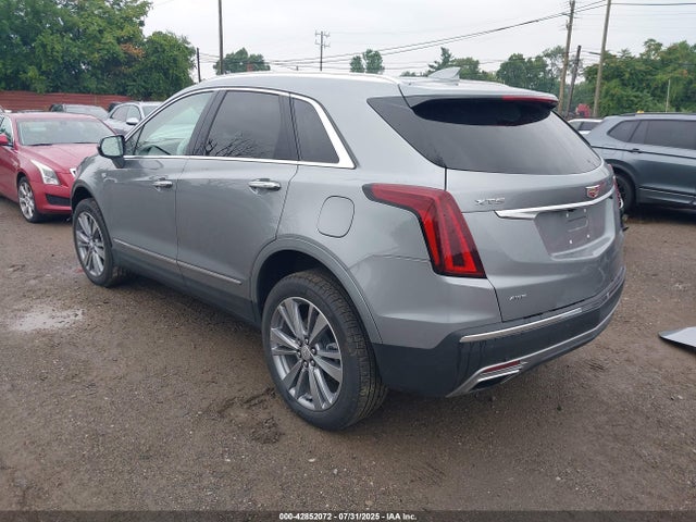 2025 CADILLAC XT5 1GYKNDR45SZ100627 Photo 2