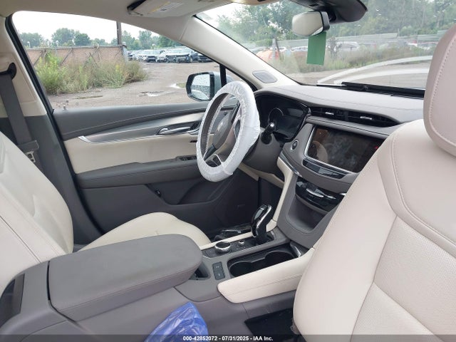 2025 CADILLAC XT5 1GYKNDR45SZ100627 Photo 4