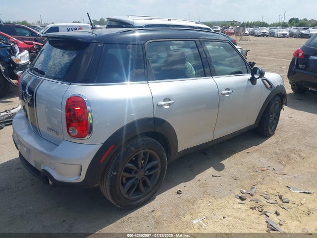 2013 MINI COUNTRYMAN WMWZC3C51DWM28439 Photo 3