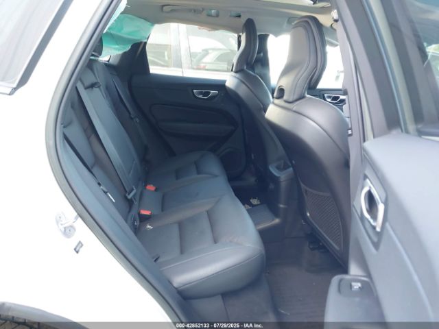 2023 VOLVO XC60 RECHARGE PLUG-IN HYBRID YV4H60DW2P1213047 Photo 7