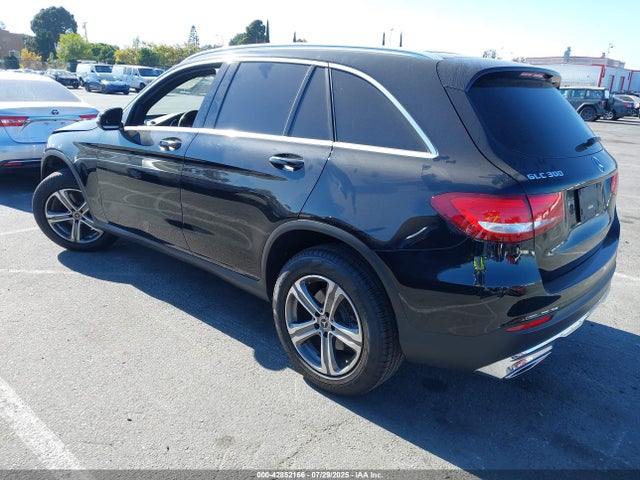 Mercedes-Benz m274 2019 WDC0G4JB3KF610665 Image 3