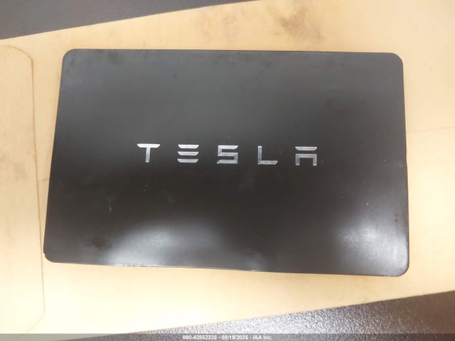 2022 TESLA MODEL Y 7SAYGDEEXNF481770 Photo 10