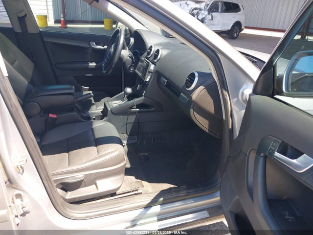 2012 AUDI A3 WAUBEAFM4CA109633 Photo 4