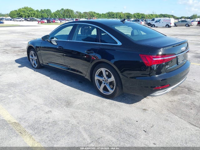 2024 AUDI A6 WAUE3BF25RN043215 Photo 2