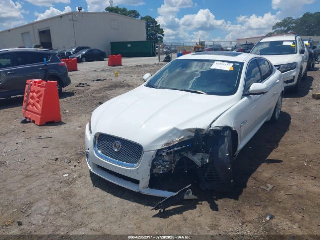 2015 JAGUAR XF SAJWA0FS6FPU65450 Photo 1