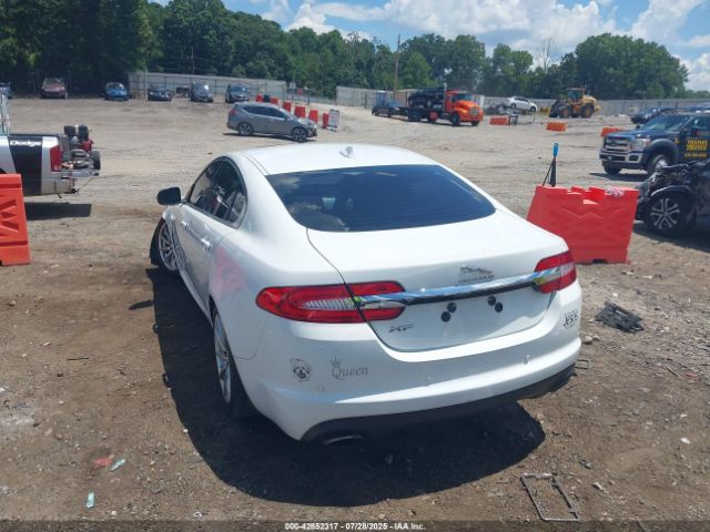 2015 JAGUAR XF SAJWA0FS6FPU65450 Photo 2
