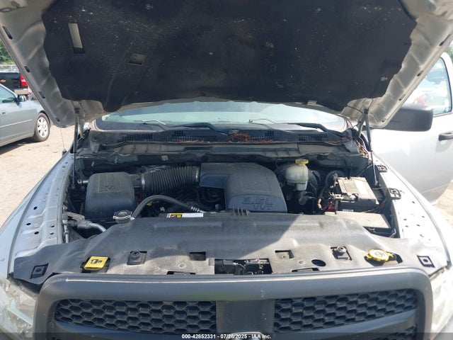 3C6JR6DG3HG645857 RAM 1500