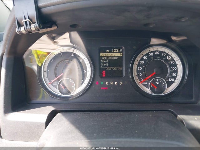 3C6JR6DG3HG645857 RAM 1500