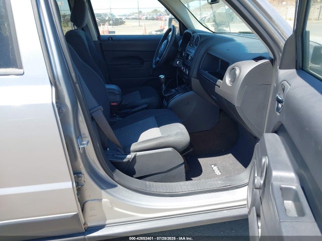 1C4NJPBB8GD681022 Jeep Patriot