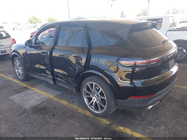 2020 PORSCHE CAYENNE WP1AA2AY7LDA08965 Photo 2