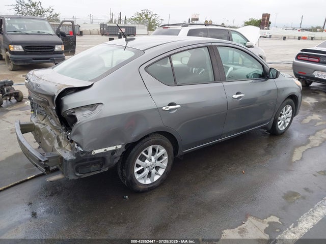 3N1CN7AP9JL811838 Nissan 2018