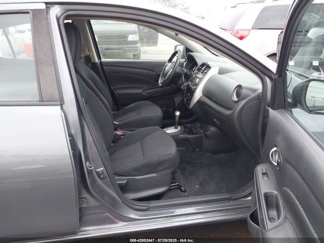 3N1CN7AP9JL811838 Nissan 2018