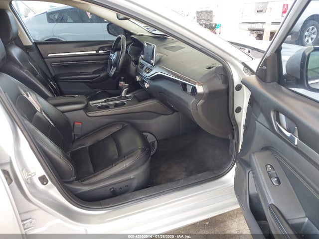 1N4BL4EV6KC241743 Nissan 2019