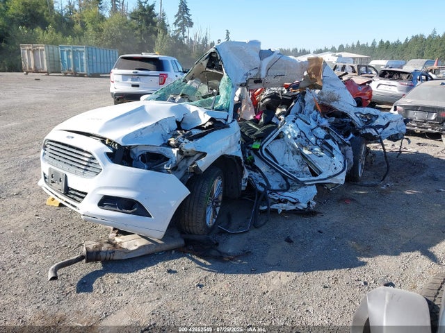 Ford FUSION SE 2016 3FA6P0T93GR268864 Image 2