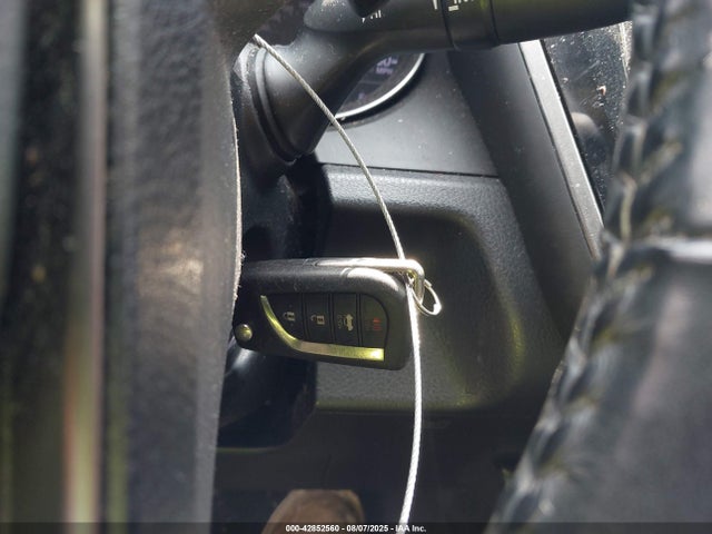 4T1G11AKXMU420358 Toyota CAMRY SE