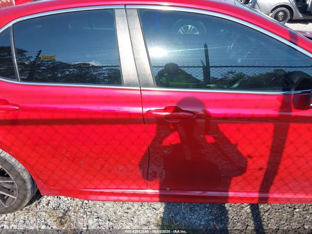 4T1G11AKXMU420358 Toyota CAMRY SE