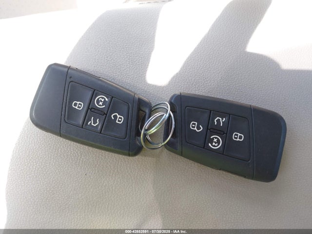3VWEB7BU4KM196983 Volkswagen 1.8 tsi