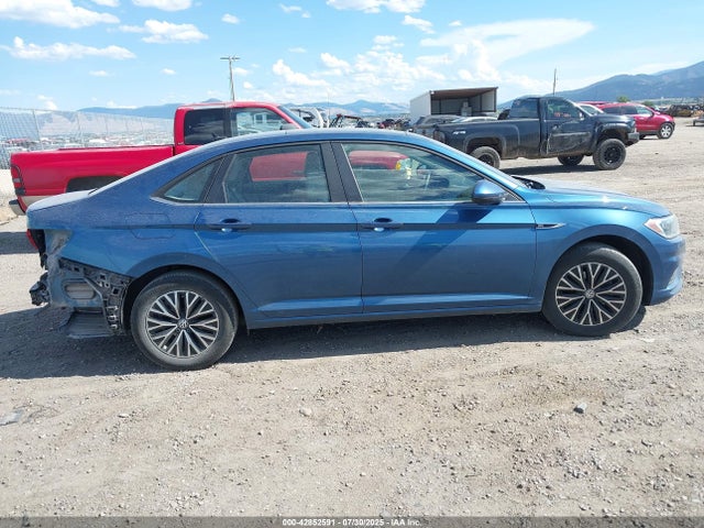 3VWEB7BU4KM196983 Volkswagen 1.8 tsi