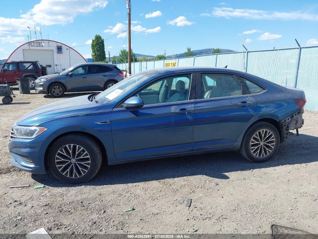 3VWEB7BU4KM196983 Volkswagen 1.8 tsi