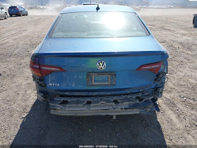 3VWEB7BU4KM196983 Volkswagen 1.8 tsi