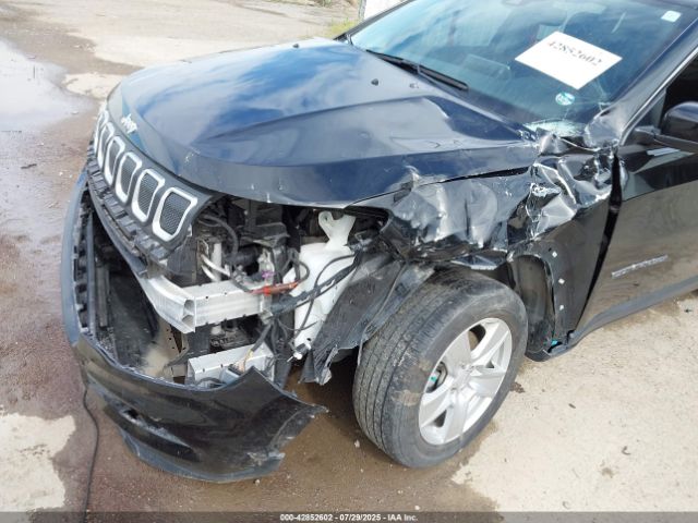2022 JEEP COMPASS 3C4NJDBB7NT108991 Photo 5