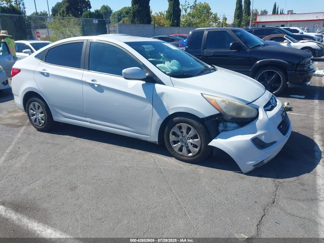 Hyundai 2017 2017 KMHCT4AE6HU372044 Image 1