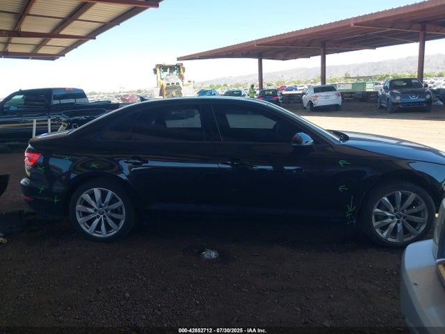 WAUGNAF48HN025580 Audi 2017