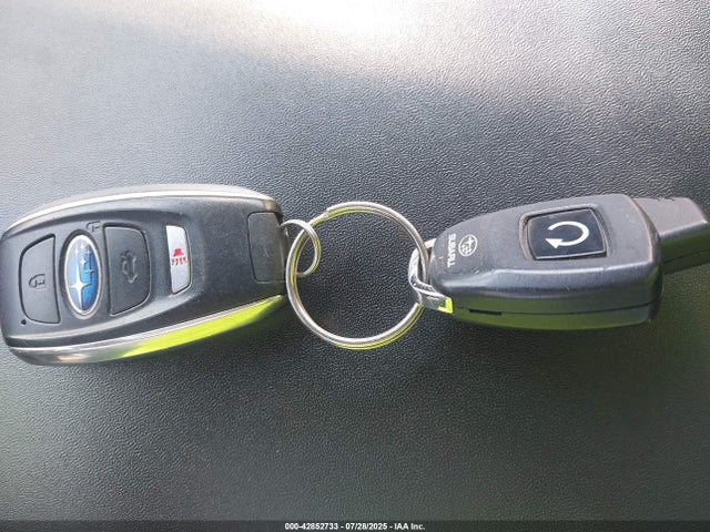 4S4BSENC0J3265600 Subaru u4