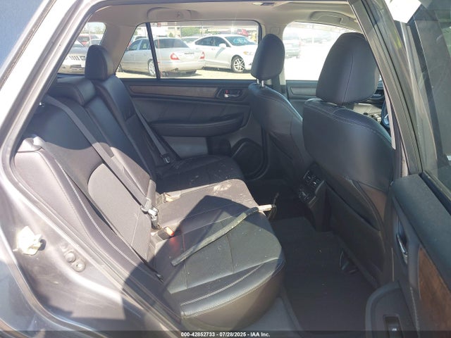 4S4BSENC0J3265600 Subaru u4