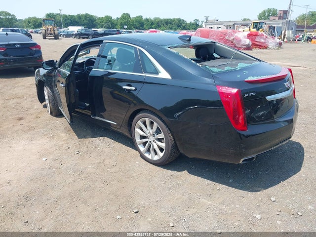 2017 CADILLAC XTS 2G61M5S30H9199021 Photo 2