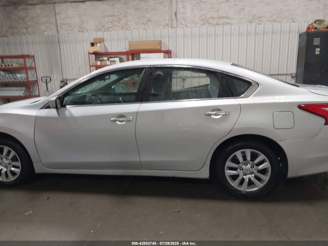 1N4AL3AP3HN350235 Nissan Altima