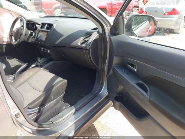 2020 MITSUBISHI OUTLANDER SPORT JA4AR3AU3LU004418 Photo 4