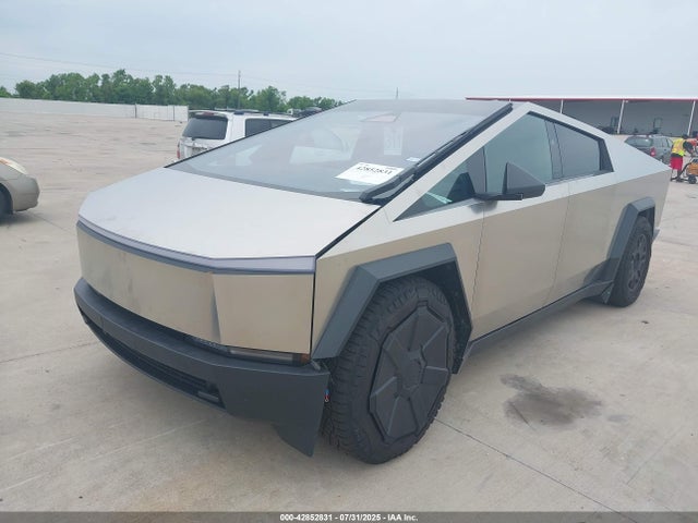 2024 TESLA CYBERTRUCK 7G2CEHED1RA024132 Photo 1