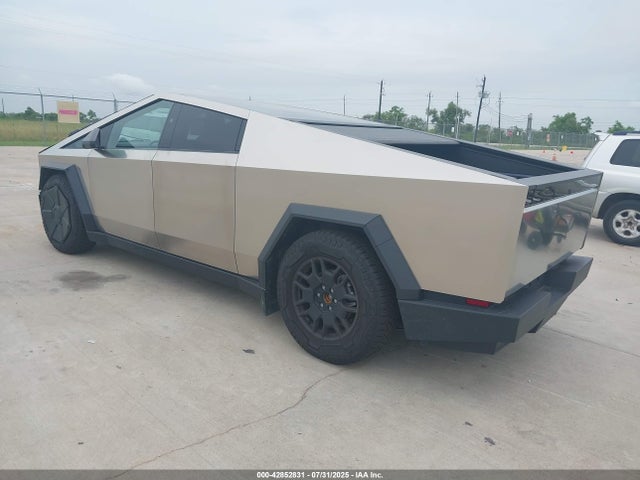 2024 TESLA CYBERTRUCK 7G2CEHED1RA024132 Photo 2