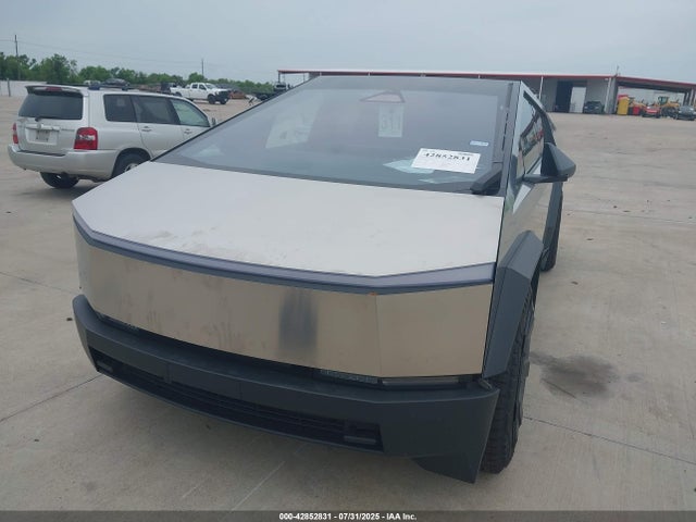 2024 TESLA CYBERTRUCK 7G2CEHED1RA024132 Photo 5
