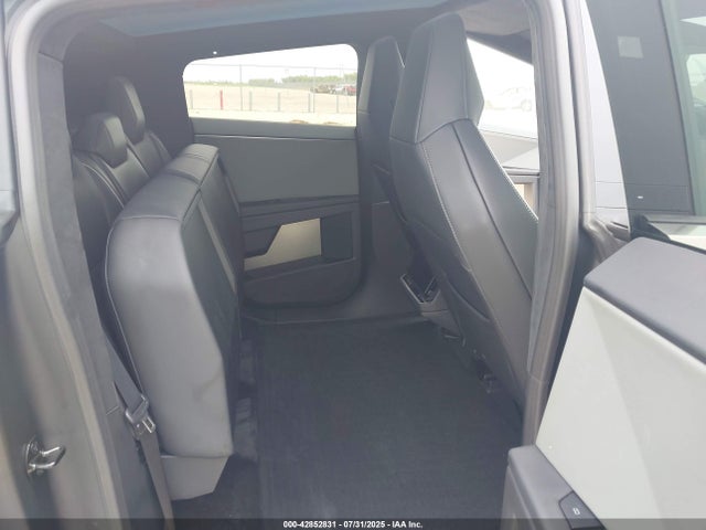 2024 TESLA CYBERTRUCK 7G2CEHED1RA024132 Photo 7