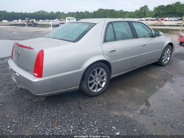 2007 CADILLAC DTS 1G6KD57957U120610 Photo 3