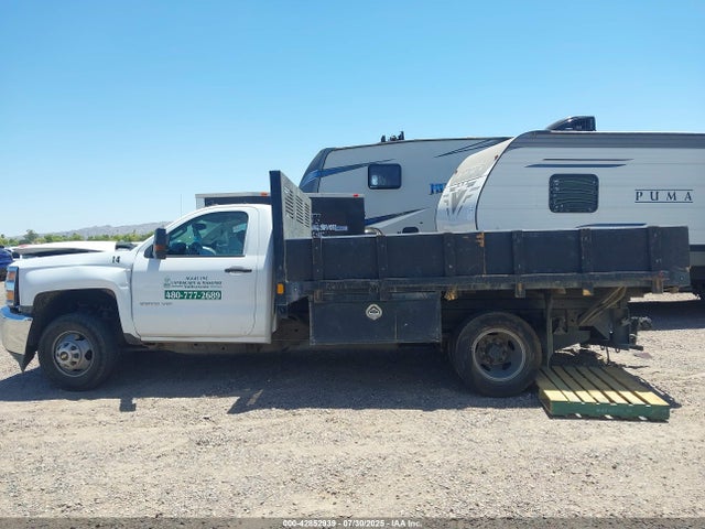 1GB3CVCG1KF121716 Chevrolet Silverado 3500hd Chassis Wt