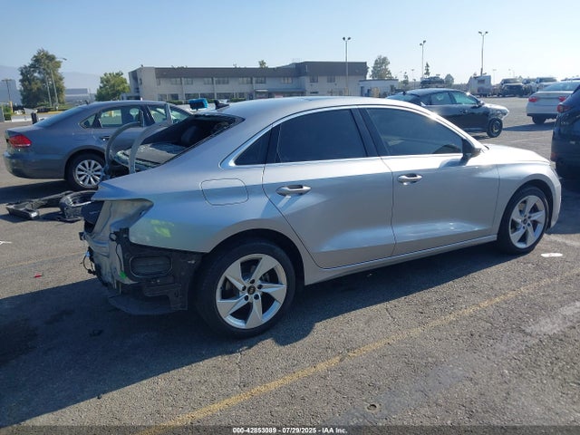 2023 AUDI A3 WAUHUDGY6PA051871 Photo 3