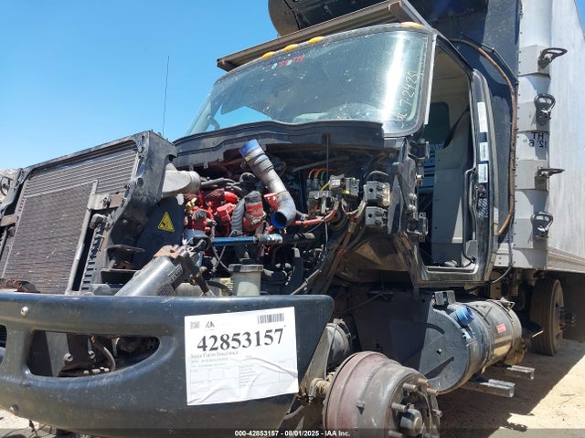 International 4000 4300 2016 3HAMMMML0GL078515 Image 11