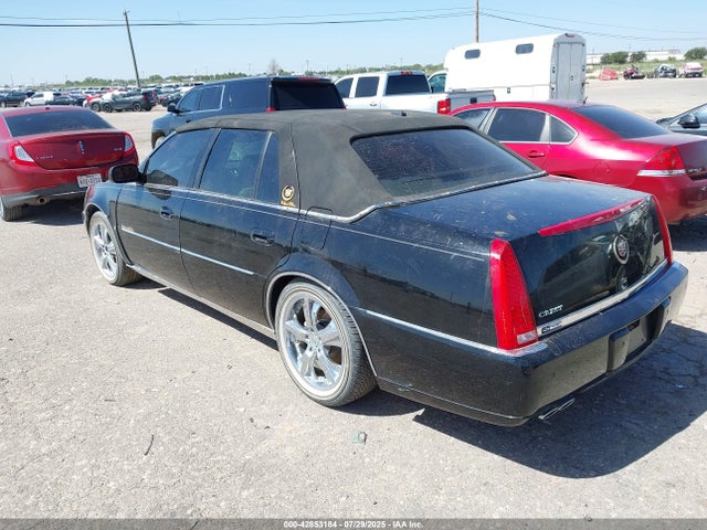 2006 CADILLAC DTS 1G6KD57916U100479 Photo 2