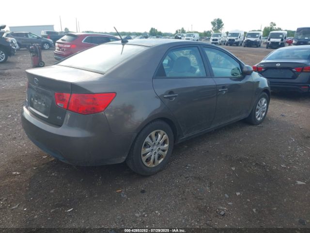 2013 KIA FORTE KNAFU4A22D5704079 Photo 3